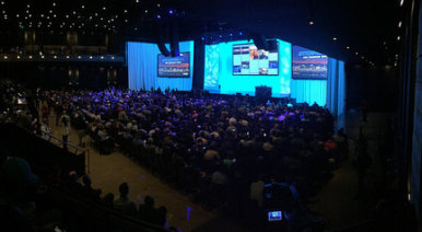 2015年大气 - 您的指尖内容“loading=