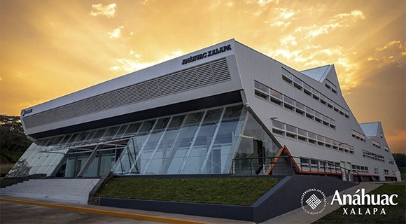 AnáhuacVeracruz校园Xalapa的建筑物