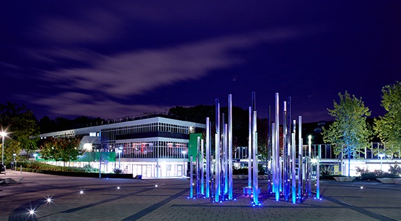 基尔大学晚上外观